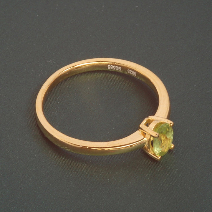 Queen Peridot Ring